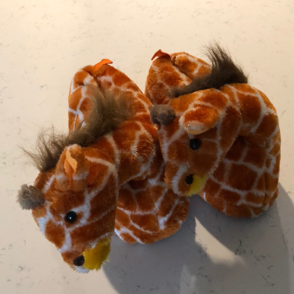 Giraffe slippers
